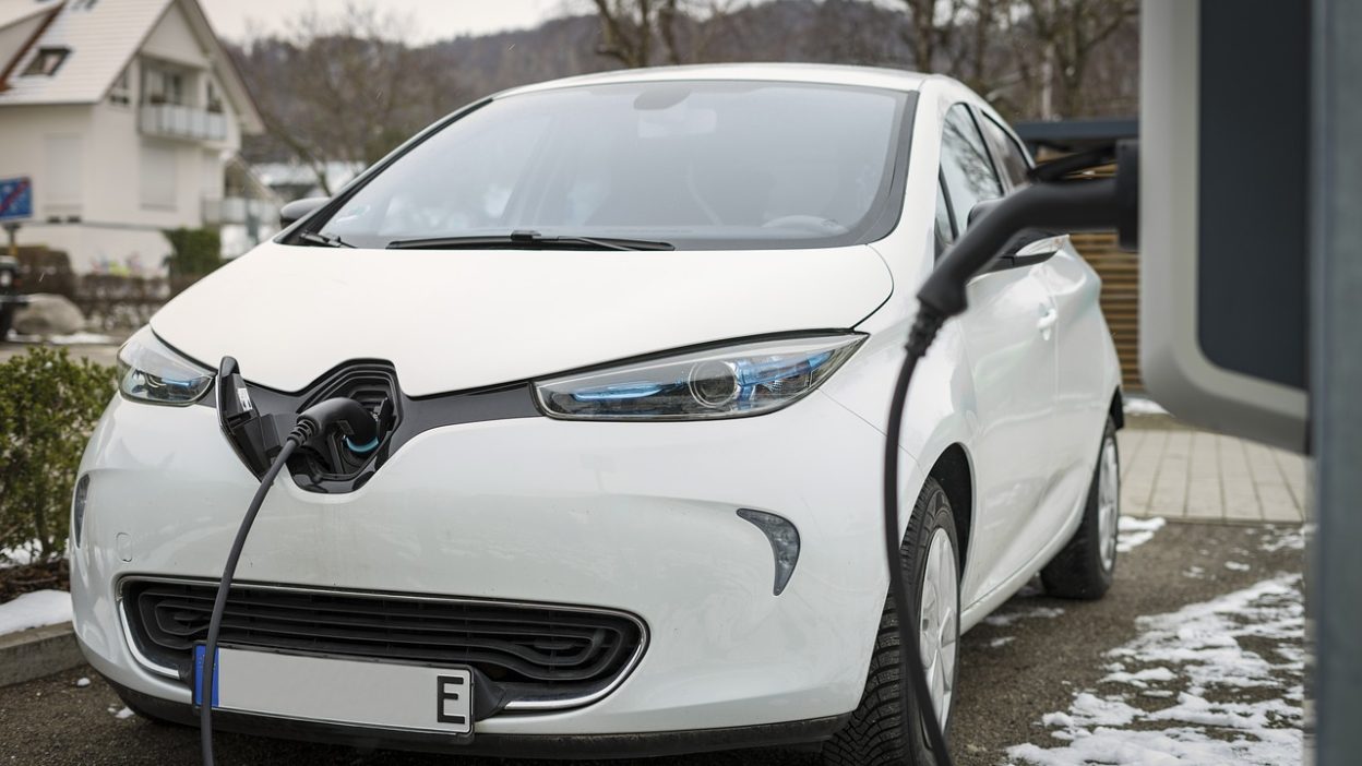 elektromos auto toltes napelemmel