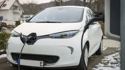 elektromos auto toltes napelemmel