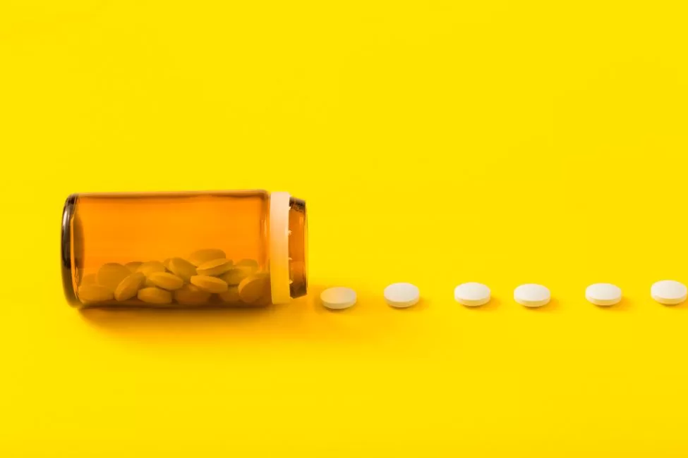 ahl row white pills front open