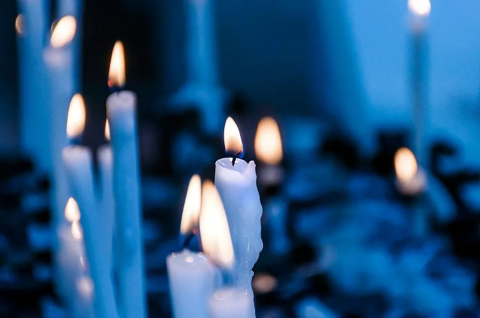 ahl candles 7441568 1280