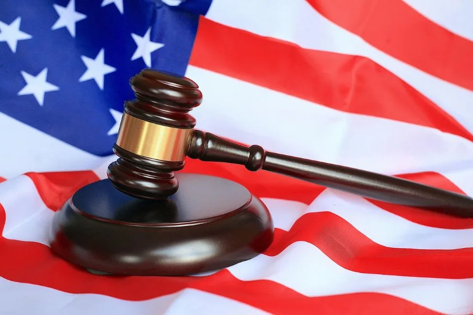 ahl gavel 7516050 1280