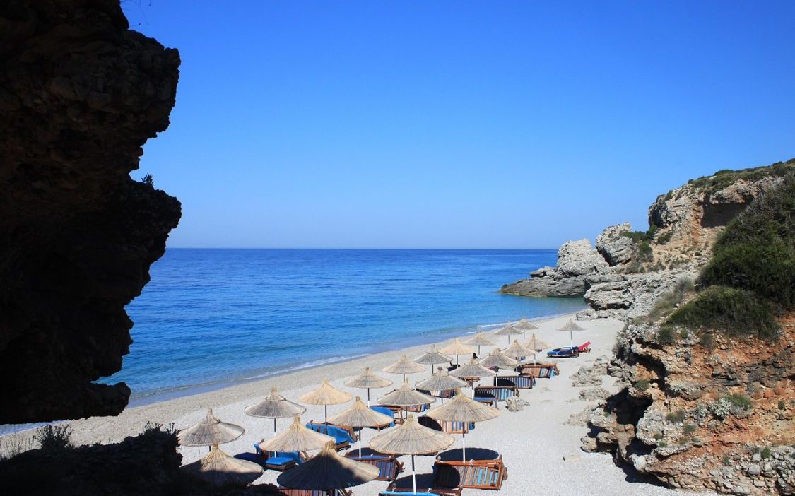 ahl lindasaitos see 4408434 1280