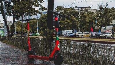 aapr elektromos roller akkumulator toltese helyesen