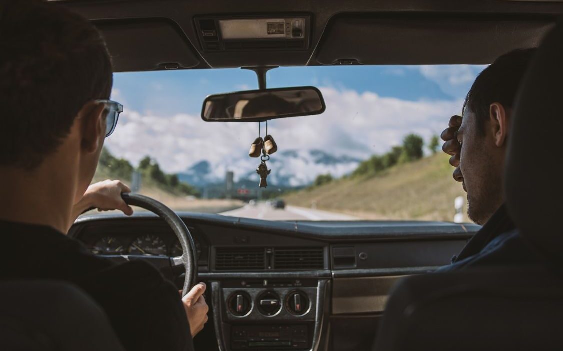 aokt bertsz driving 2681097 1280